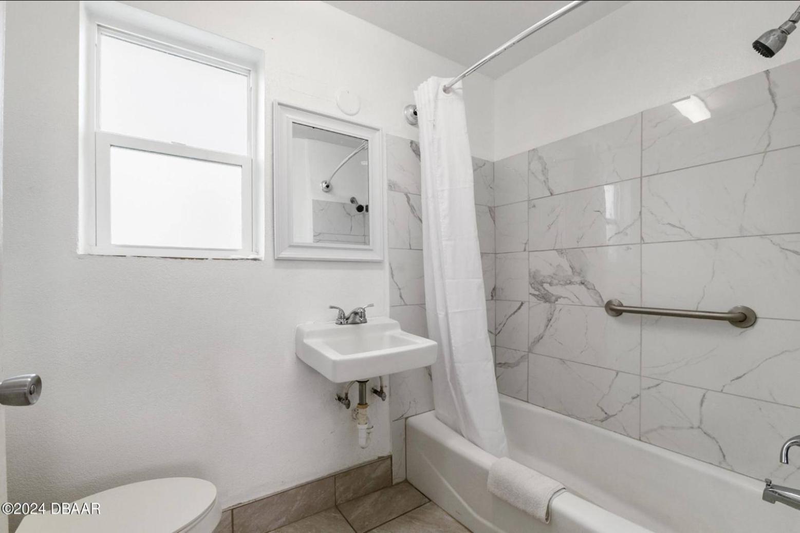 A1A Travel Inn Ormond Beach Bagian luar foto